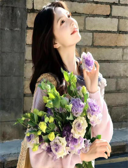 《反派：开局喂萝莉女主吃进口糖》与当代文化：彩蛋的隐藏惊喜与粉丝福利 了解文化传播的机制与效果